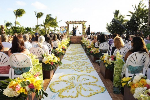 LIVE! with Kelly Hawaiian Dream Wedding at Aulani
